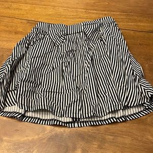 3/$10 Forever 21 striped bow skirt